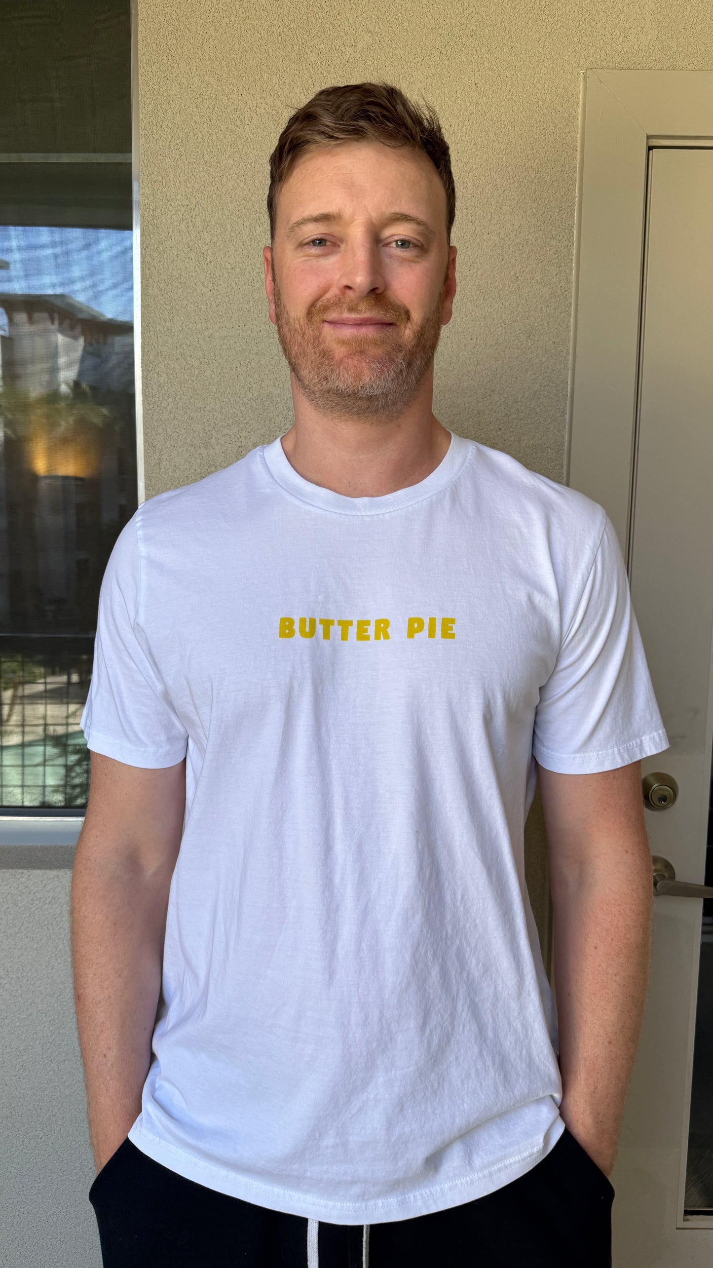 "BUTTER PIE" Unisex T-Shirt